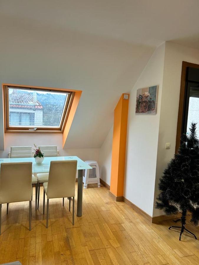 Acogedor Apartamento Atico En El Centro De O Porriño エクステリア 写真
